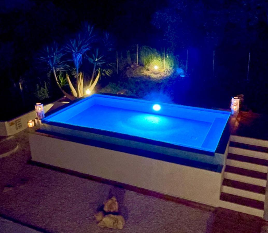 Armoniahousesuites Peritheia Buitenkant foto