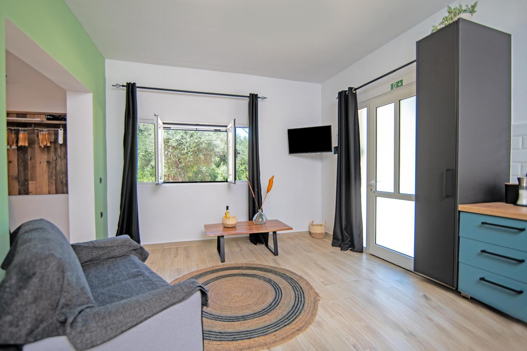 Armoniahousesuites Peritheia Buitenkant foto