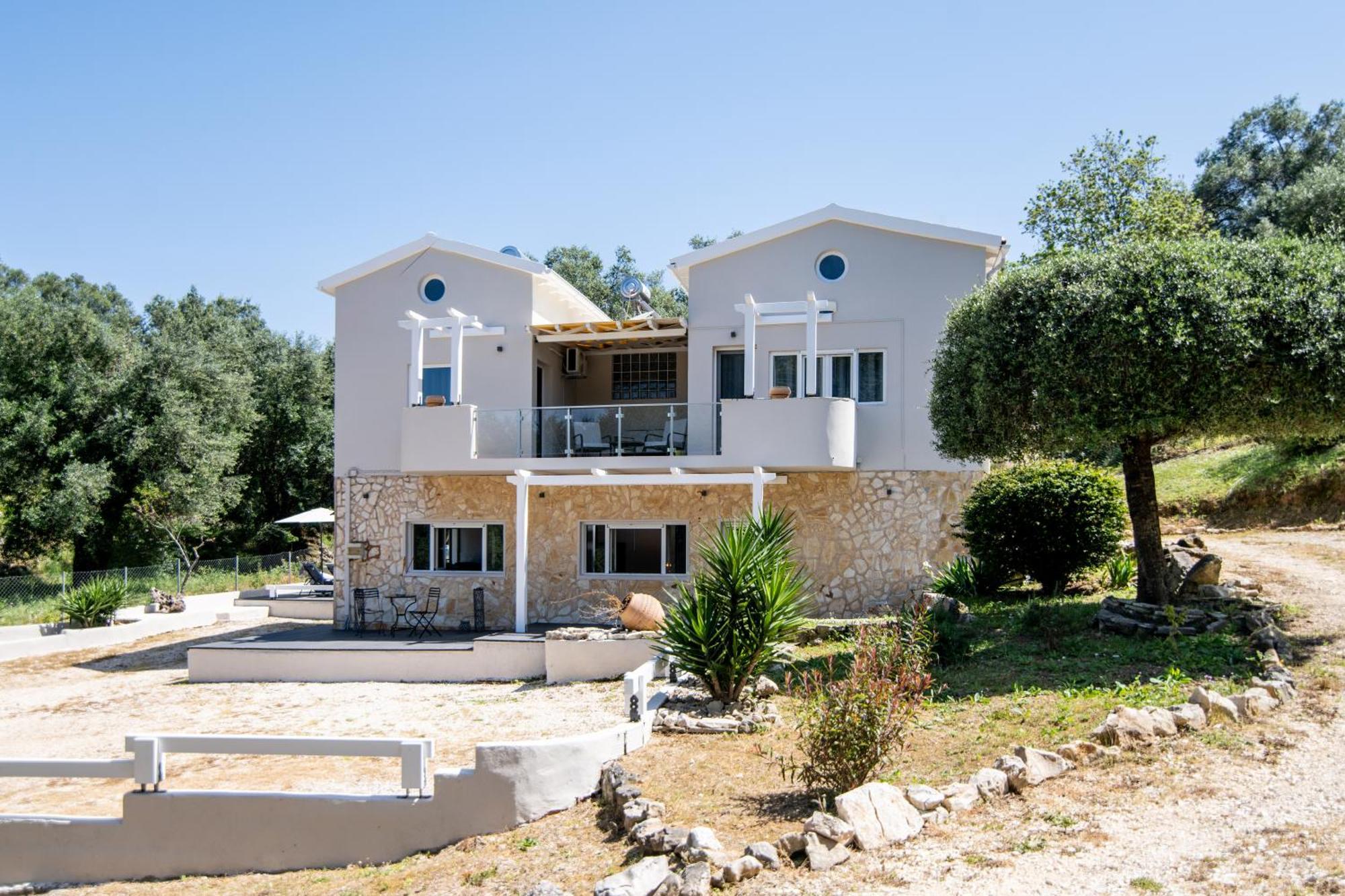 Armoniahousesuites Peritheia Buitenkant foto